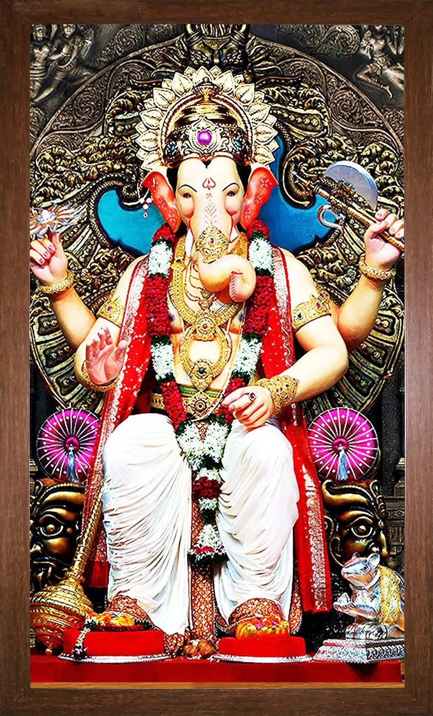 Ganesh Sculpture, lit